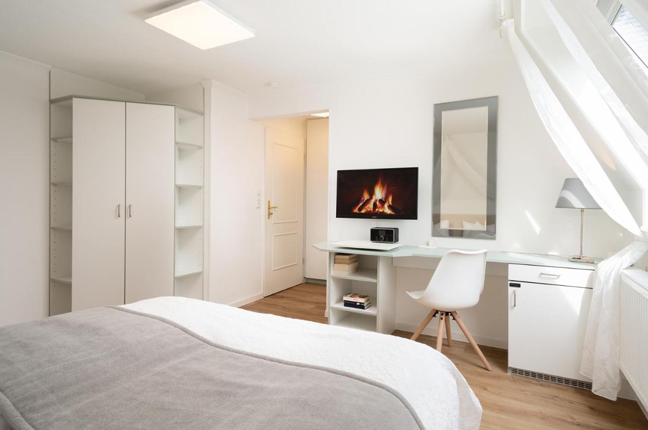Hotel Haus Am Park Borkum Bagian luar foto